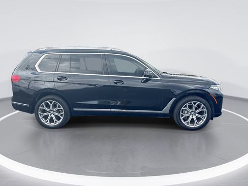 Used 2020 BMW X7 xDrive40i w/ Luxury Seating Package AWD/4WD image 3