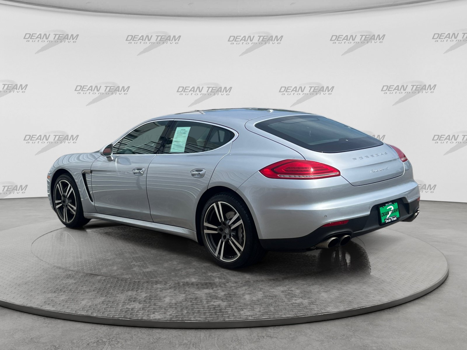 Used 2014 Porsche Panamera image 5