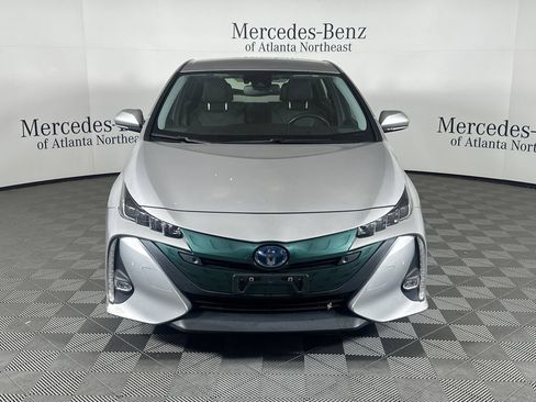 Used 2017 Toyota Prius Prime Advanced FWD image 2