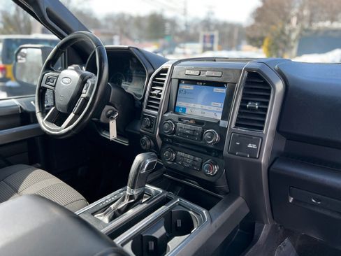 Used 2017 Ford F150 XLT w/ Equipment Group 302A Luxury image 26