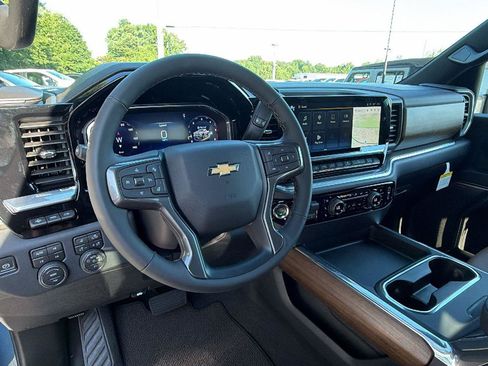 New 2026 Chevrolet Silverado 2500 High Country w/ High Country Premium Package AWD/4WD image 20