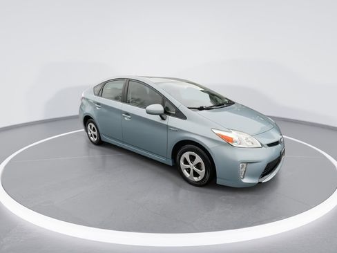 Used 2014 Toyota Prius Three FWD image 24