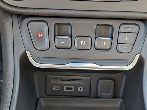 Used 2018 GMC Terrain Denali w/ Comfort Package image 24