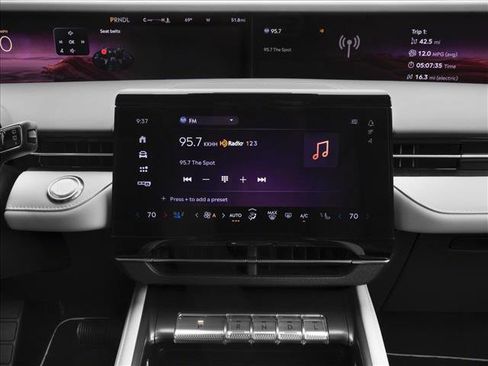 New 2026 Lincoln Nautilus Reserve AWD/4WD image 7