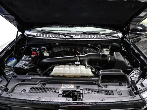 Certified 2025 Ford Expedition Active image 16