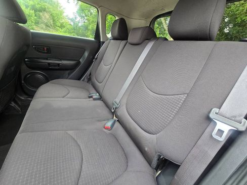 Used 2013 Kia Soul FWD image 33