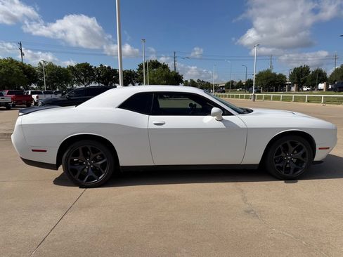 Used 2020 Dodge Challenger SXT w/ Plus Package RWD image 5