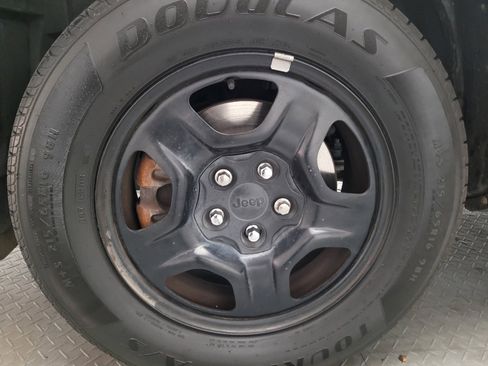 Used 2018 Jeep Renegade Sport w/ Power & Air Group AWD/4WD image 31