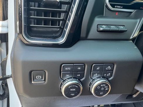 Used 2024 GMC Sierra 2500 Denali Ultimate w/ Max Trailering Package AWD/4WD image 27