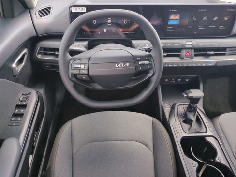 New 2026 Kia K4 FWD image 12