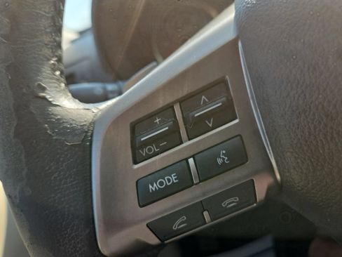 Used 2014 Subaru Crosstrek 2.0i Limited AWD/4WD image 25