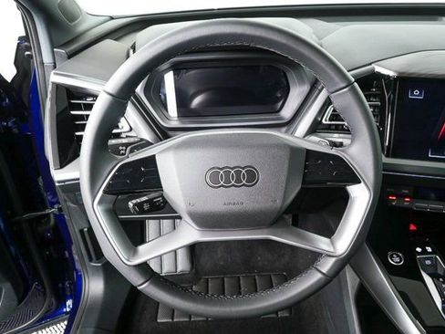 New 2026 Audi Q4 e-tron Premium image 8
