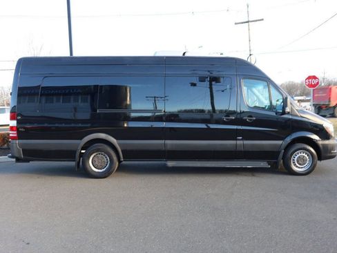 Used 2016 Mercedes-Benz Sprinter 3500 image 6
