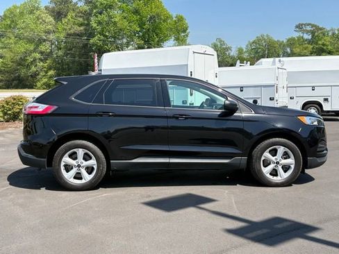 Used 2024 Ford Edge SE image 6