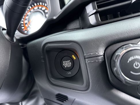 New 2026 Jeep Wrangler Unlimited Rubicon w/ Safety Group image 17