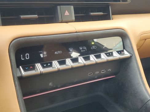 Used 2026 Lexus IS 350 F Sport w/ Accessory Package Z1 RWD image 33