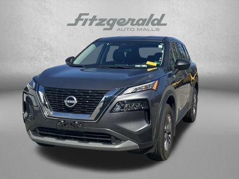 Used 2023 Nissan Rogue S image 3