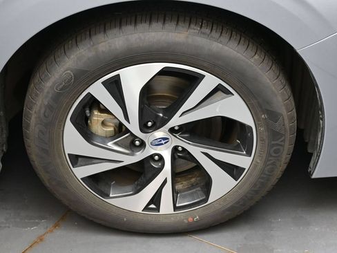 Certified 2025 Subaru Legacy Premium AWD/4WD image 10