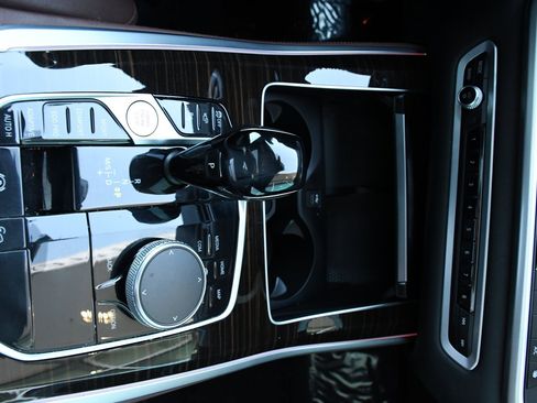 Used 2021 BMW X5 xDrive40i w/ Premium Package image 16