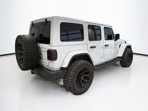 Used 2024 Jeep Wrangler Sahara w/ Technology Group image 7