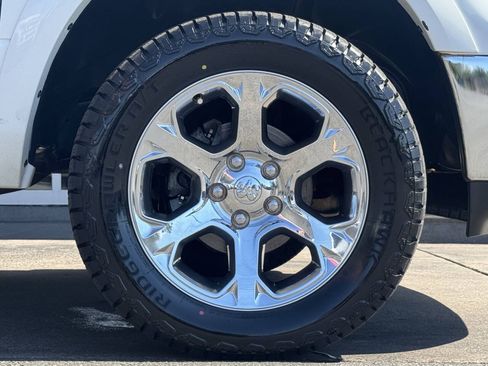 Used 2016 RAM 1500 Laramie AWD/4WD image 8