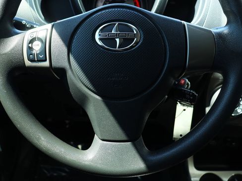 Used 2014 Scion xD image 52