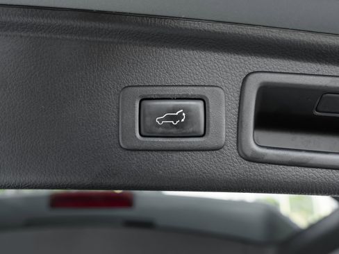 Used 2018 Subaru Forester 2.5i Limited AWD/4WD image 43