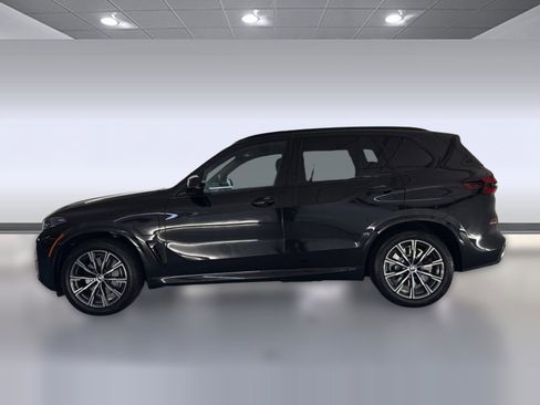 Used 2026 BMW X5 xDrive50e w/ M Sport Package image 2