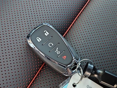 New 2025 Chevrolet Blazer RS w/ Driver Confidence II Package image 39