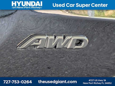Used 2024 Toyota RAV4 AWD Hybrid image 14