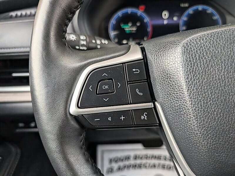 Used 2024 Toyota Grand Highlander AWD image 21
