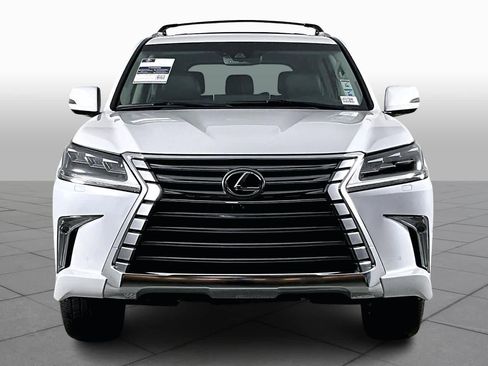 Used 2020 Lexus LX 570 4WD w/ Luxury Package image 3