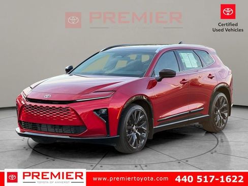 Certified 2025 Toyota Crown Signia w/ Advanced Technology Package AWD/4WD image 1