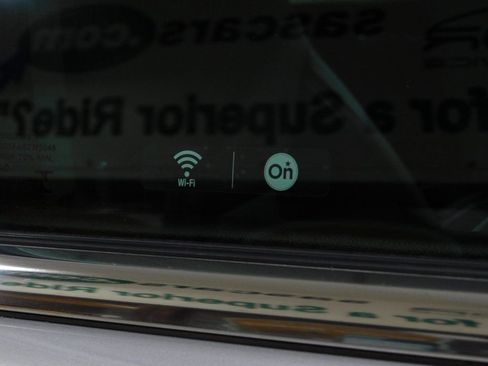 Used 2022 GMC Sierra 3500 Denali w/ Technology Package image 31