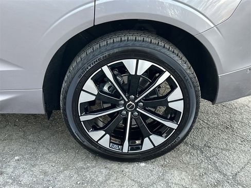 New 2026 Volvo XC60 B5 Plus w/ Protection Package Premier image 11