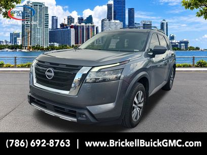 Used 2024 Nissan Pathfinder SL