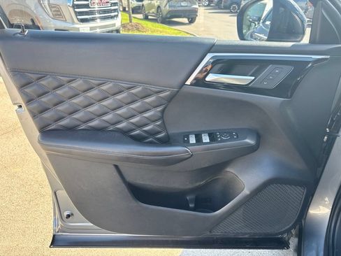 Used 2023 Mitsubishi Outlander SEL Black Edition AWD/4WD image 10
