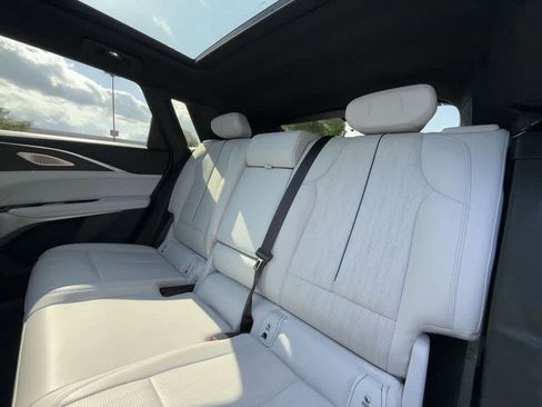 Used 2024 Cadillac Lyriq Luxury RWD image 22