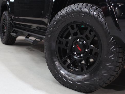 Used 2019 Toyota 4Runner SR5 Premium AWD/4WD image 15
