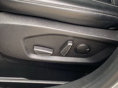 Used 2022 Ford Edge SEL image 15