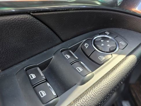 Used 2016 Ford Explorer Limited w/ Equipment Group 301A FWD image 14