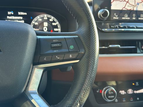 Used 2022 Mitsubishi Outlander SEL image 18