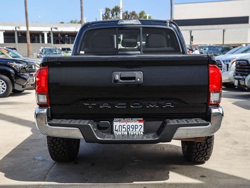 Used 2019 Toyota Tacoma SR5 RWD image 5