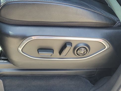 Used 2024 Jeep Wagoneer Series III image 21