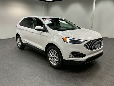 Used 2024 Ford Edge SEL w/ Convenience Package AWD/4WD image 7