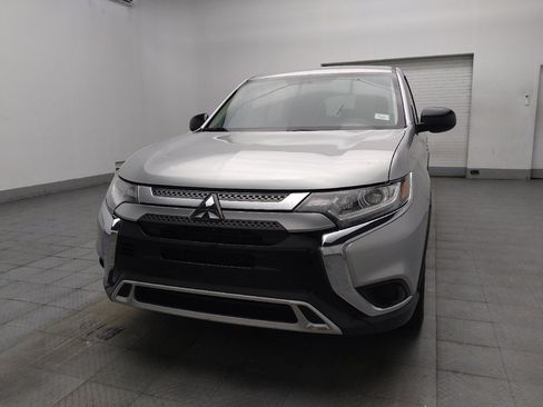 Used 2020 Mitsubishi Outlander ES FWD image 15