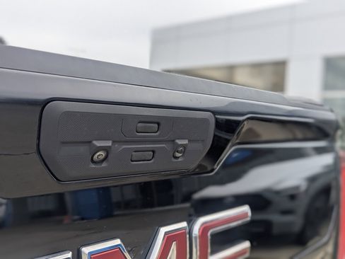 Used 2020 GMC Sierra 1500 AT4 w/ AT4 Premium Package image 18