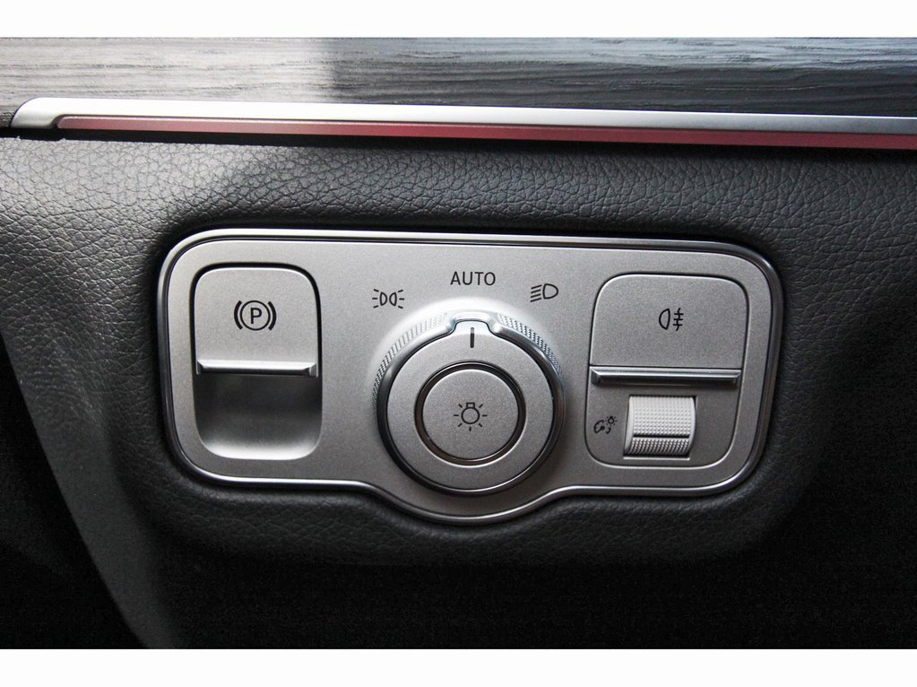 Used 2024 Mercedes-Benz GLS 450 4MATIC image 20