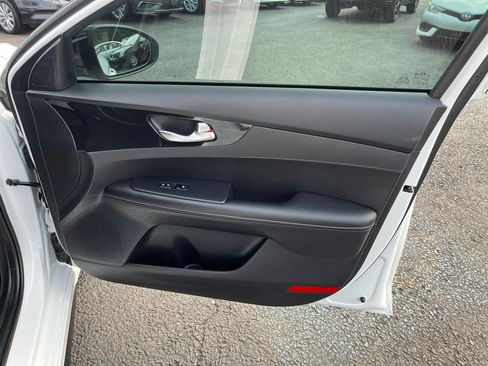 Used 2021 Kia Forte GT-Line FWD image 32