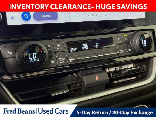 Used 2024 Toyota Grand Highlander AWD image 21